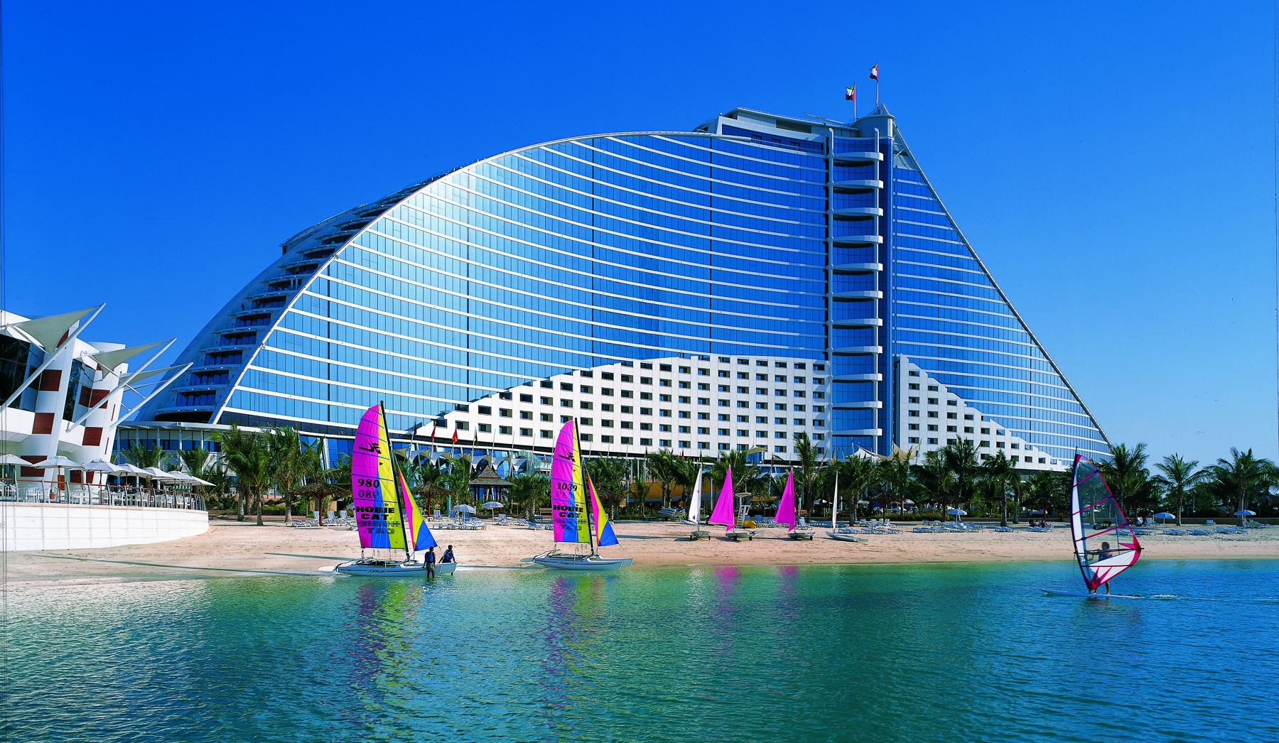 Jumeirah Beach Hotel | IAB Travel